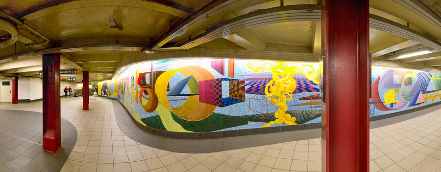 Metro Station at 53rd and Lexington Avenue